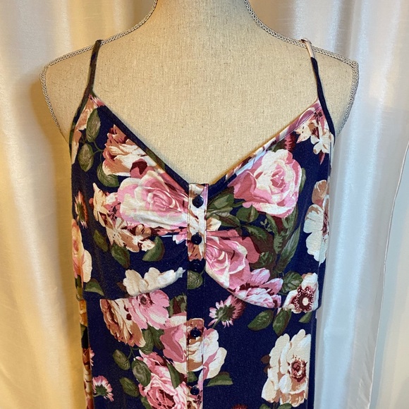 Floral Maxi Dress - Picture 8 of 8